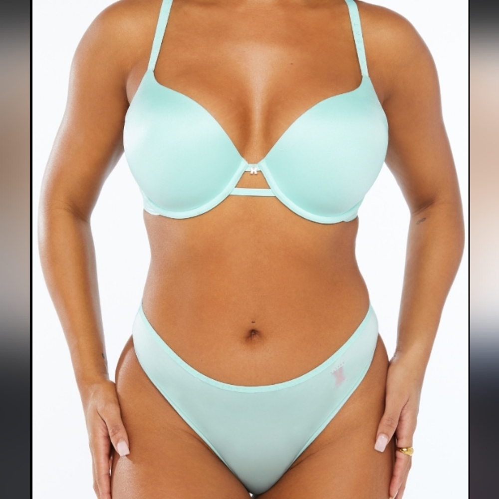 Savage "X" Fenty- light blue/Mint Green Microfiber T-Shirt Bra & Thong-36DD/S